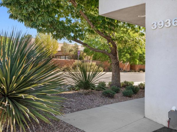 3936 Silver Avenue SE, Albuquerque, NM 87108