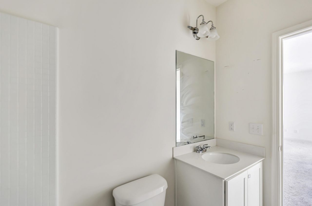 475 Pender Woods Drive Photo 15