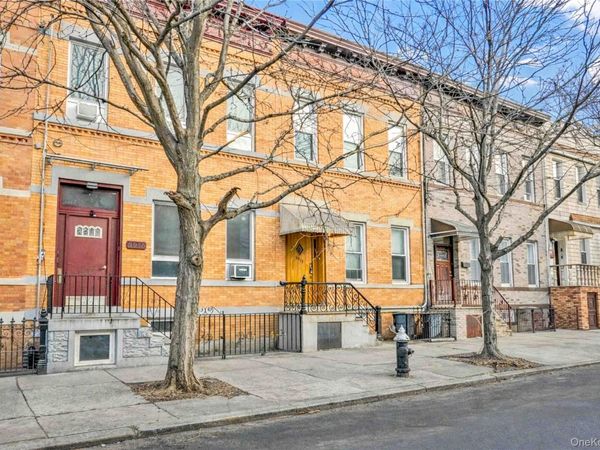 5917 Putnam Avenue , Ridgewood, NY 11385