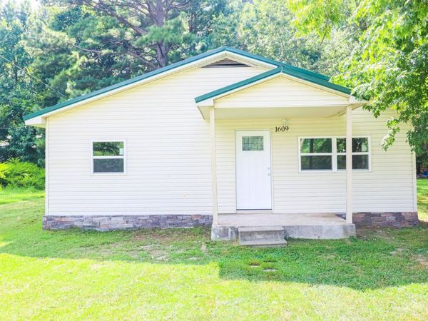 1609 Granger, Jonesboro, AR 72401