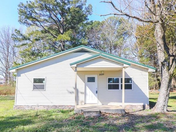 1609 Granger, Jonesboro, AR 72401