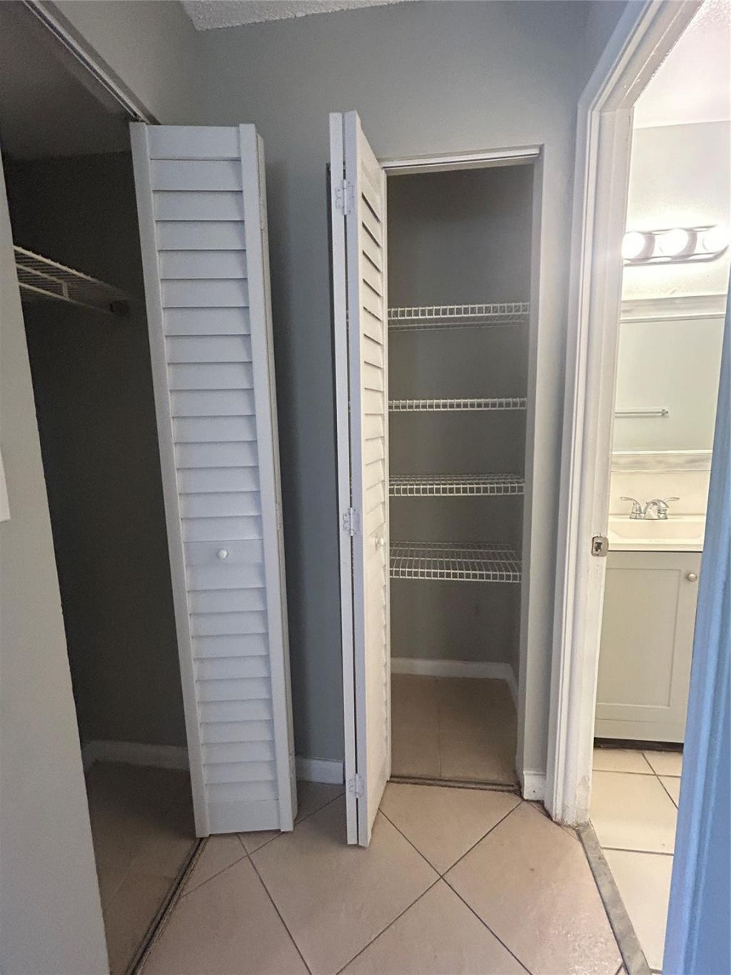 3109 NW 2nd Terrace, Unit 4-156, Pompano Beach, FL 33064 Photo