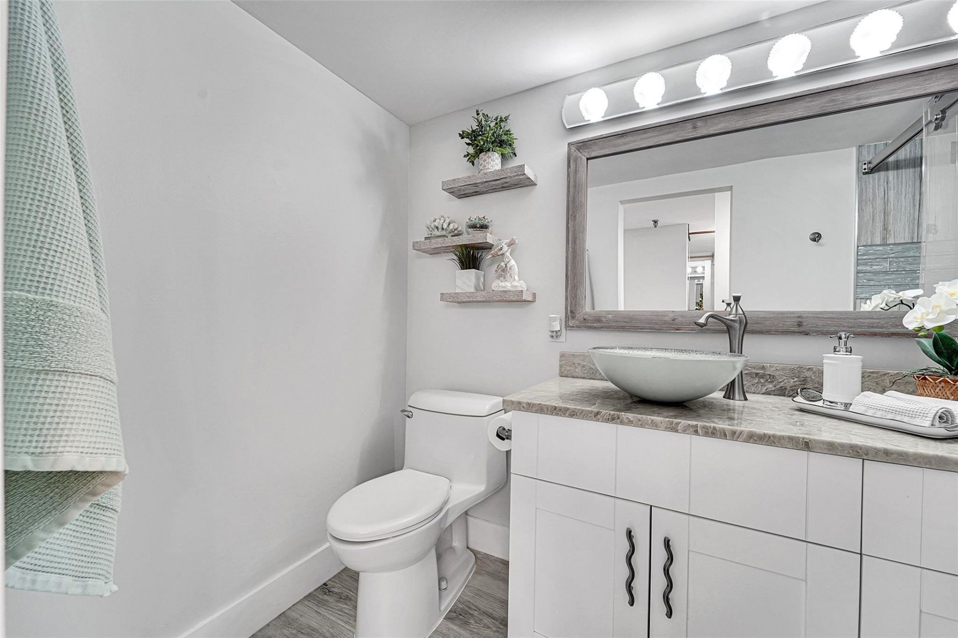 2900 NE 14th Street Causeway, Unit 709, Pompano Beach, FL 33062 Photo