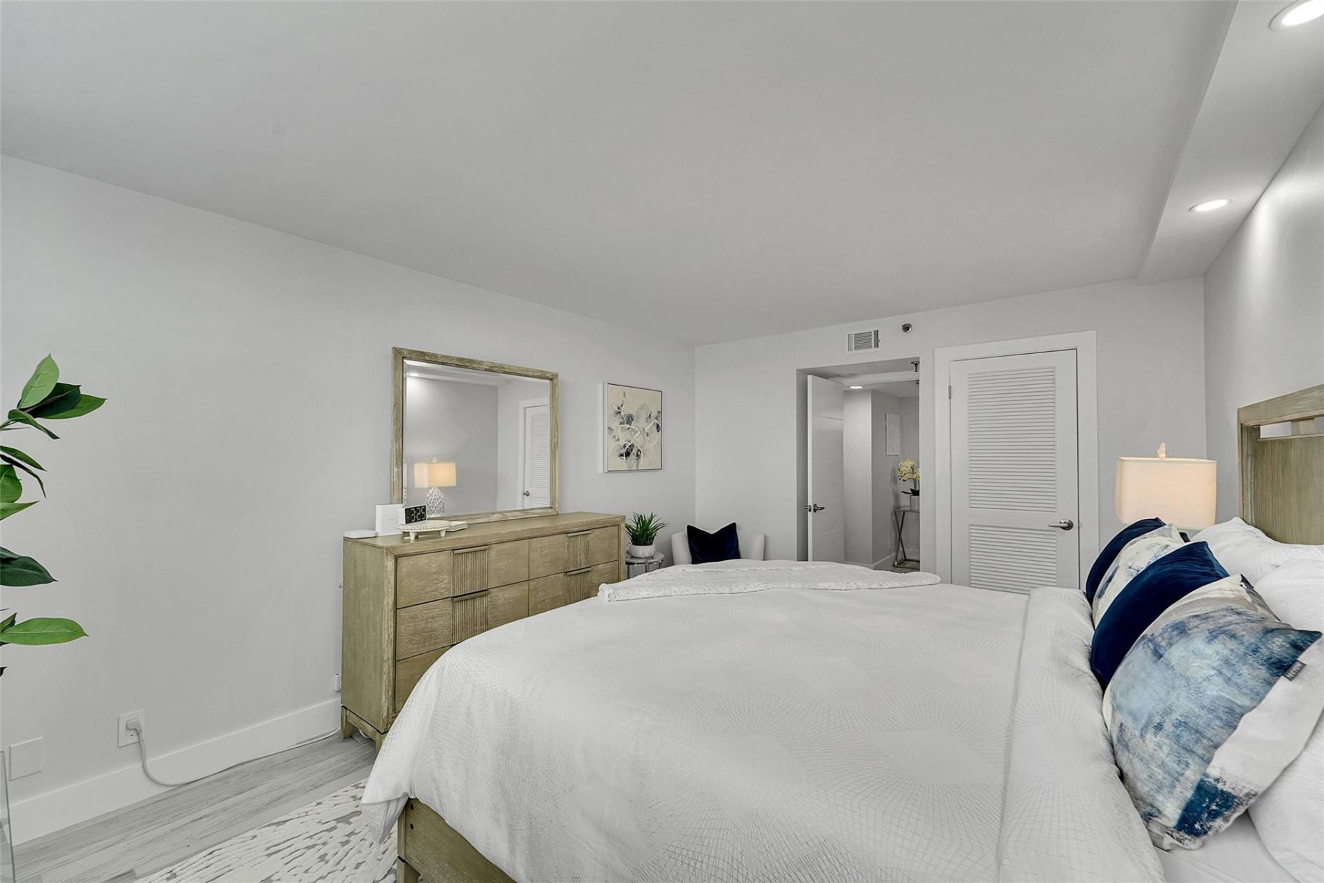 2900 NE 14th Street Causeway, Unit 709, Pompano Beach, FL 33062 Photo