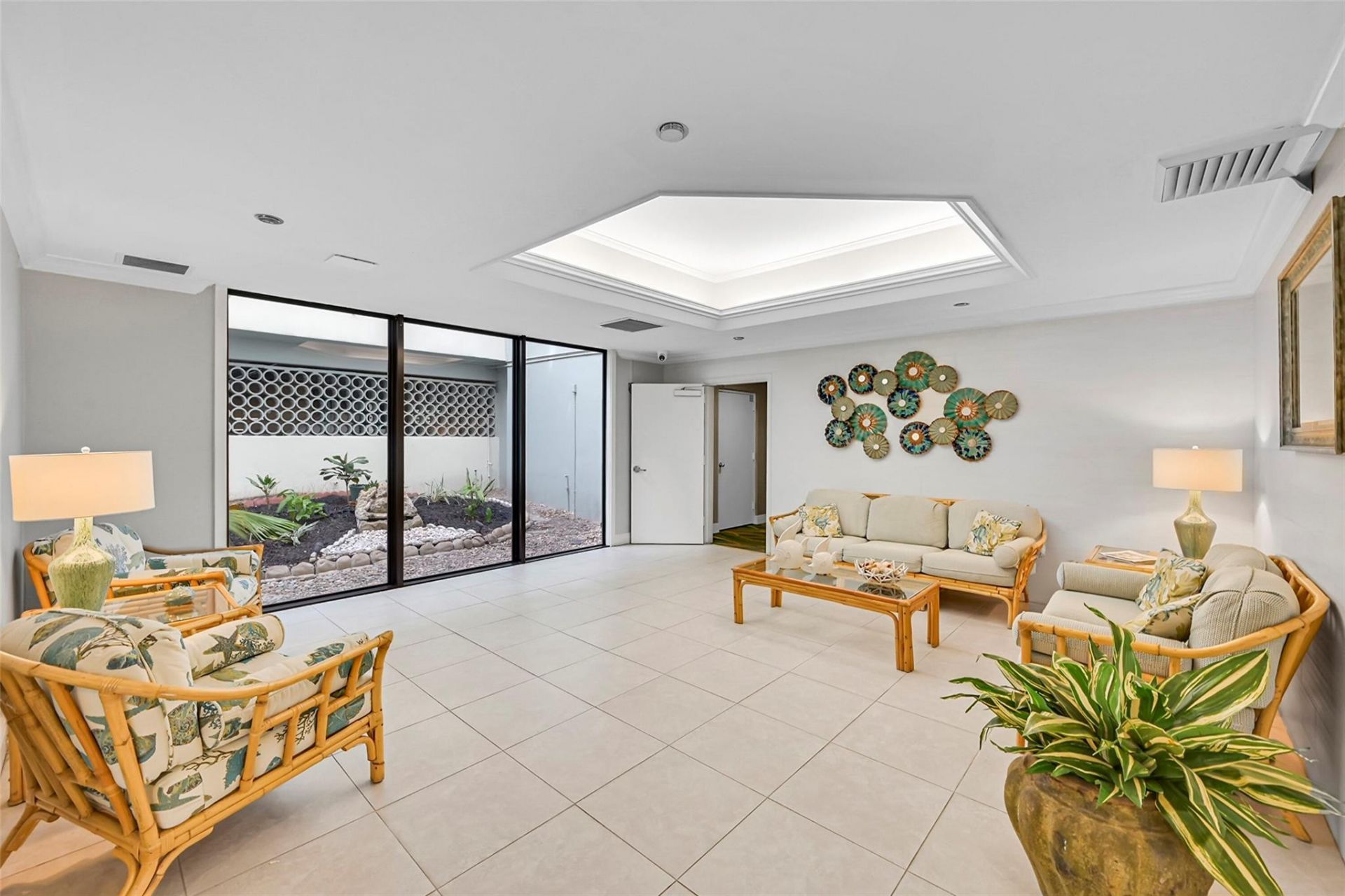 2900 NE 14th Street Causeway, Unit 709, Pompano Beach, FL 33062 Photo