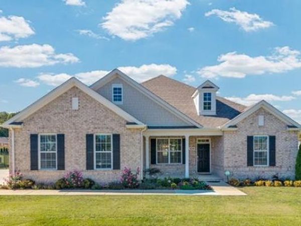 320 Greymoor Ln, Cookeville, TN 38501