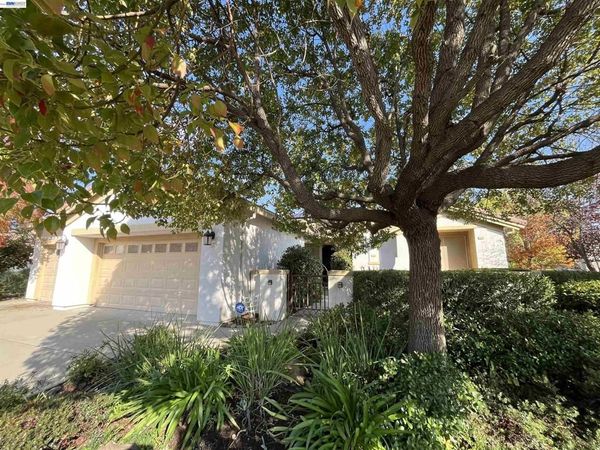 853 Cottonwood Ct, Lincoln, CA 95648