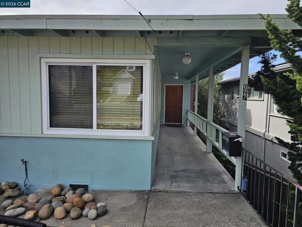 627 627 Kern St, Richmond, CA 94805 Main Photo