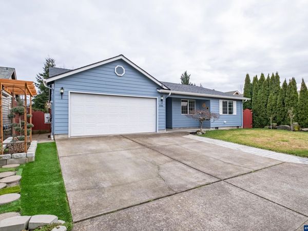 1586 Cherrybloom Ct SE, Salem, OR 97317