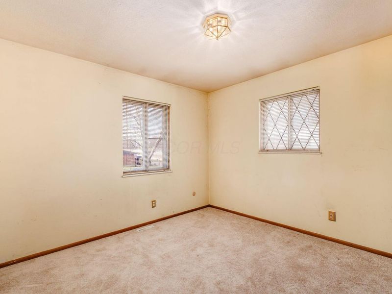 3434 Latonia Road, Columbus, OH 43232 Photo 16