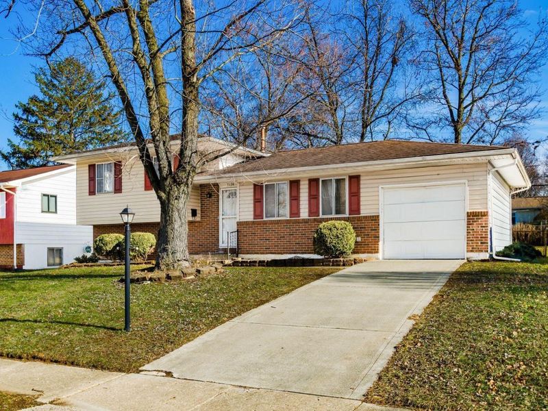 3434 Latonia Road, Columbus, OH 43232 Photo 3