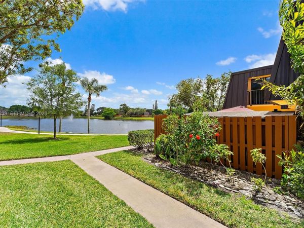 5830 SE Windsong Ln, Unit 206, Stuart, FL 34997