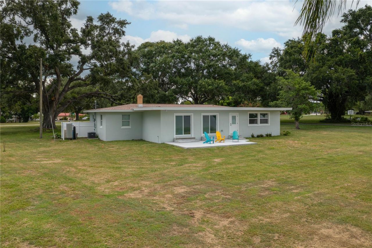 21 Lake Avenue, Winter Haven, FL 33880 Photo