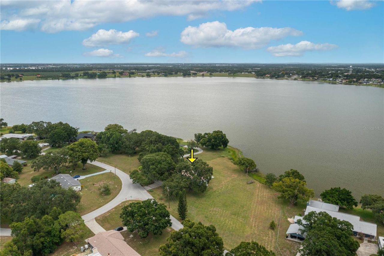 21 Lake Avenue, Winter Haven, FL 33880 Photo