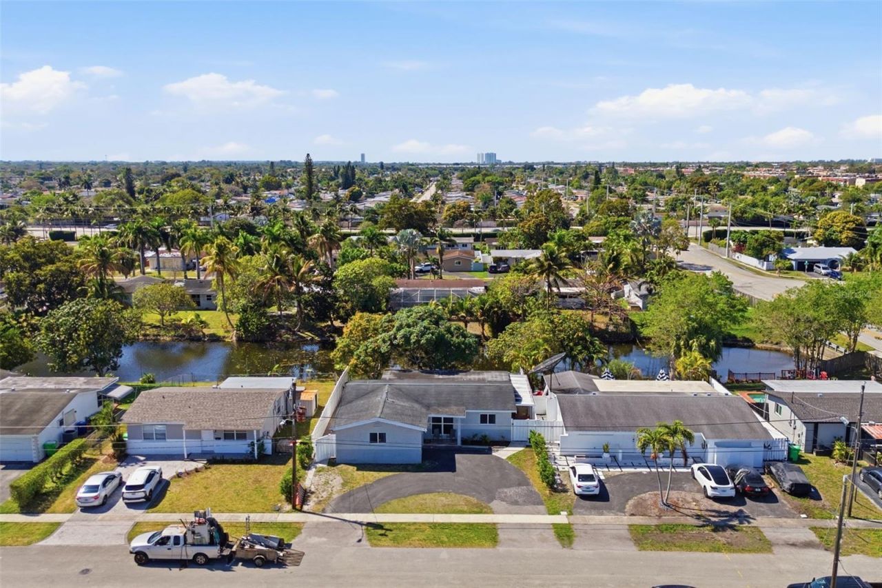 2511 NW 87th Avenue, Sunrise, FL 33322 Photo