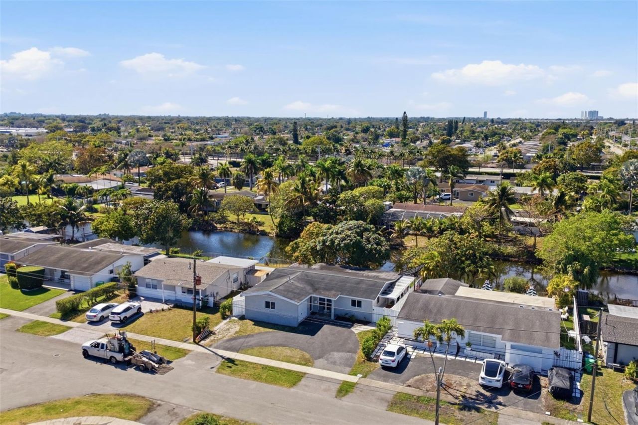 2511 NW 87th Avenue, Sunrise, FL 33322 Photo