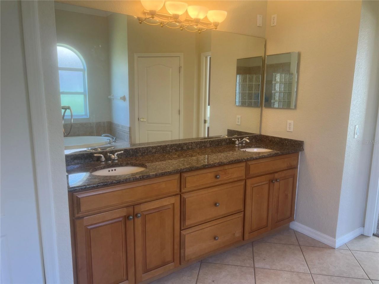 7531 Camden Harbour Drive, Bradenton, FL 34212 Photo