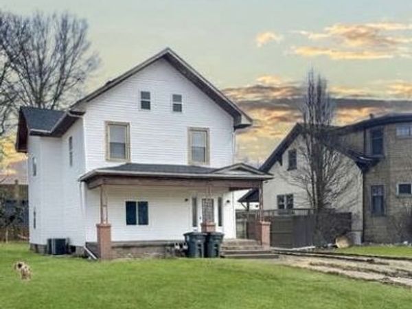 506 Woodlawn Road, Steubenville, OH 43952