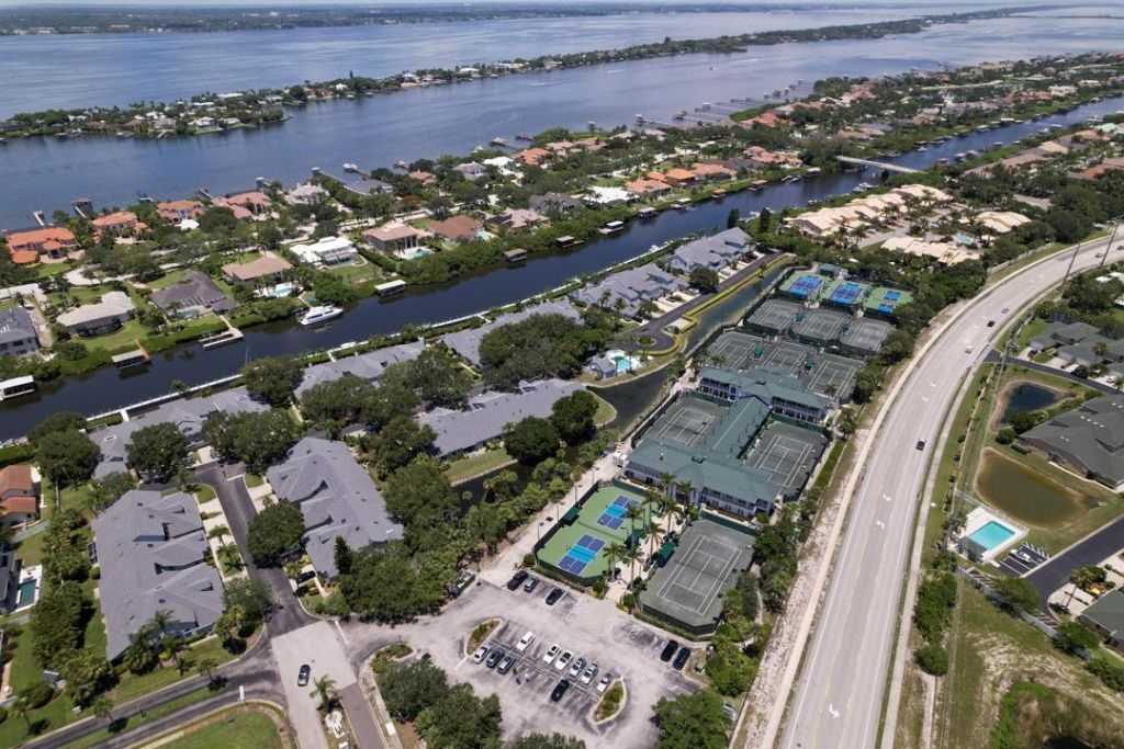 303 Tradewinds Drive, Unit 303, Indian Harbor Beach, FL 32937 Photo