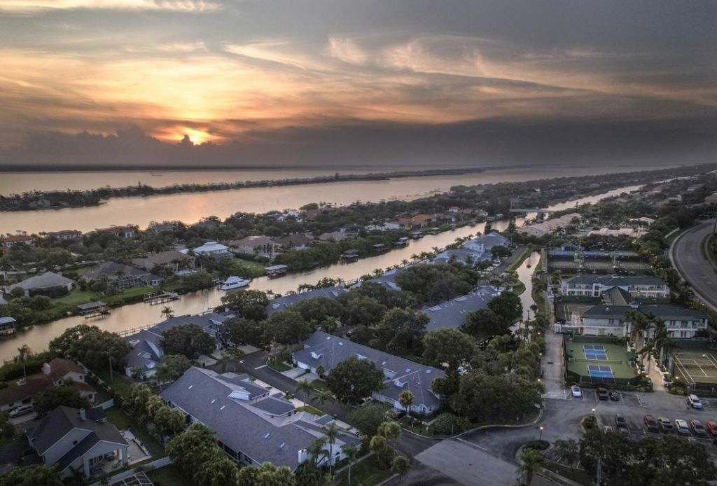 303 Tradewinds Drive, Unit 303, Indian Harbor Beach, FL 32937 Photo