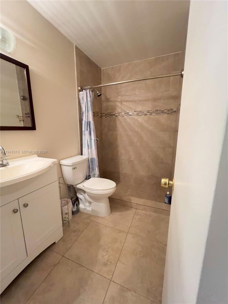 1471 NW 94th Ave , Unit 240, Pembroke Pines, FL 33024 Photo