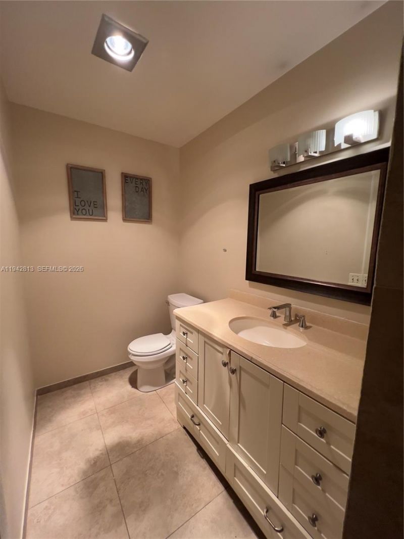1471 NW 94th Ave , Unit 240, Pembroke Pines, FL 33024 Photo
