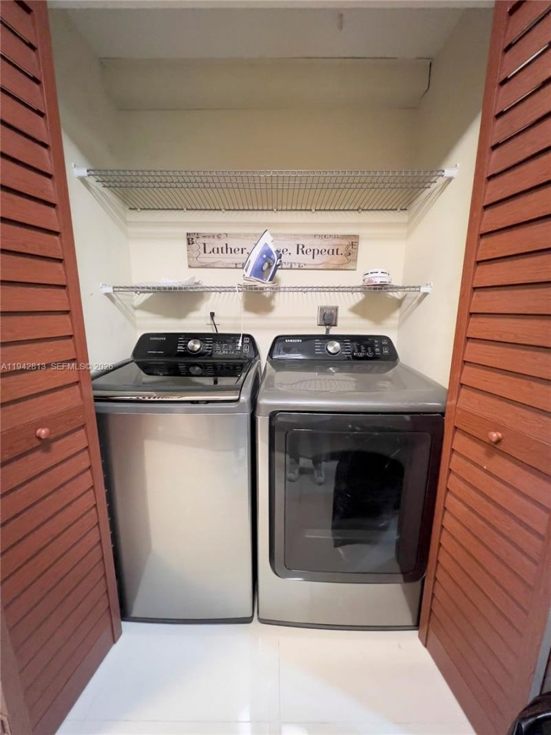 1471 NW 94th Ave , Unit 240, Pembroke Pines, FL 33024 Photo