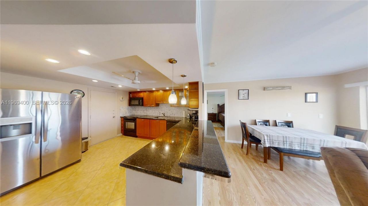 200 Diplomat Pkwy, Unit 620, Hallandale Beach, FL 33009 Photo