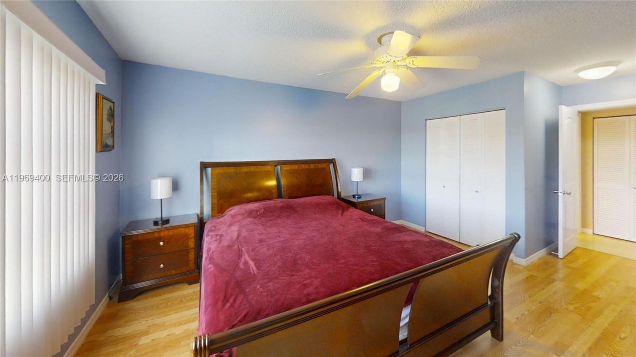 200 Diplomat Pkwy, Unit 620, Hallandale Beach, FL 33009 Photo