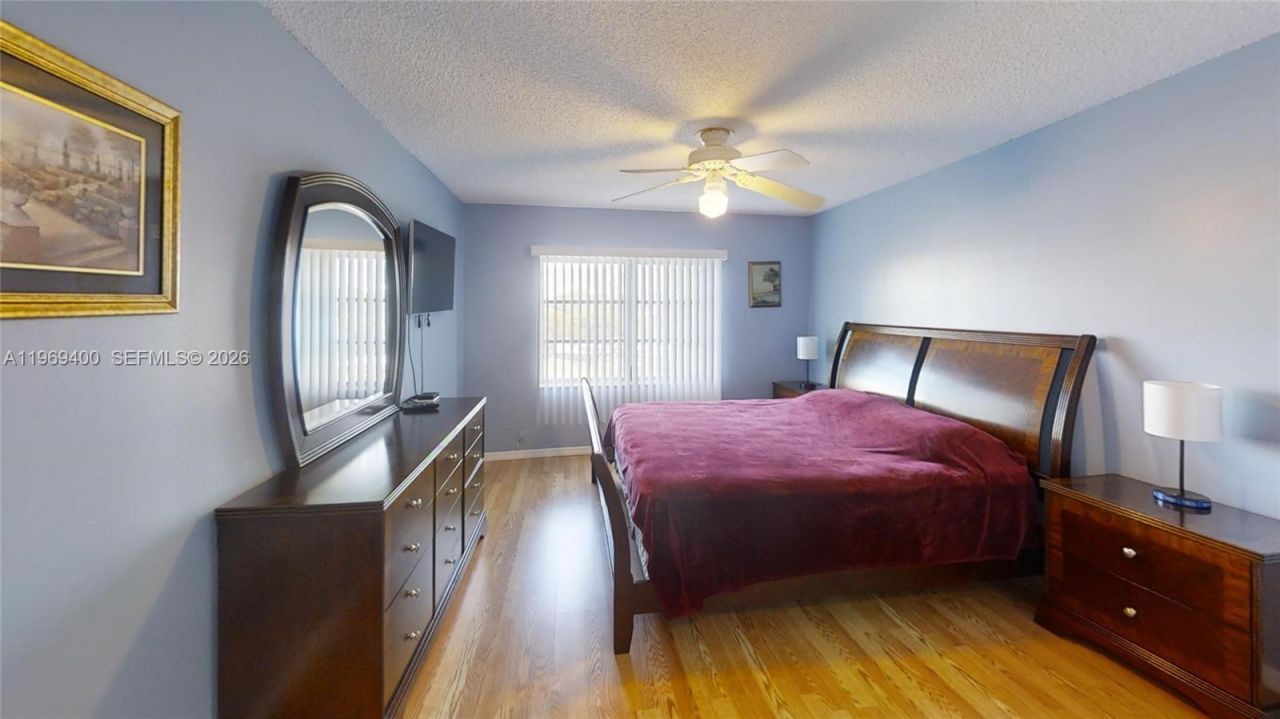 200 Diplomat Pkwy, Unit 620, Hallandale Beach, FL 33009 Photo