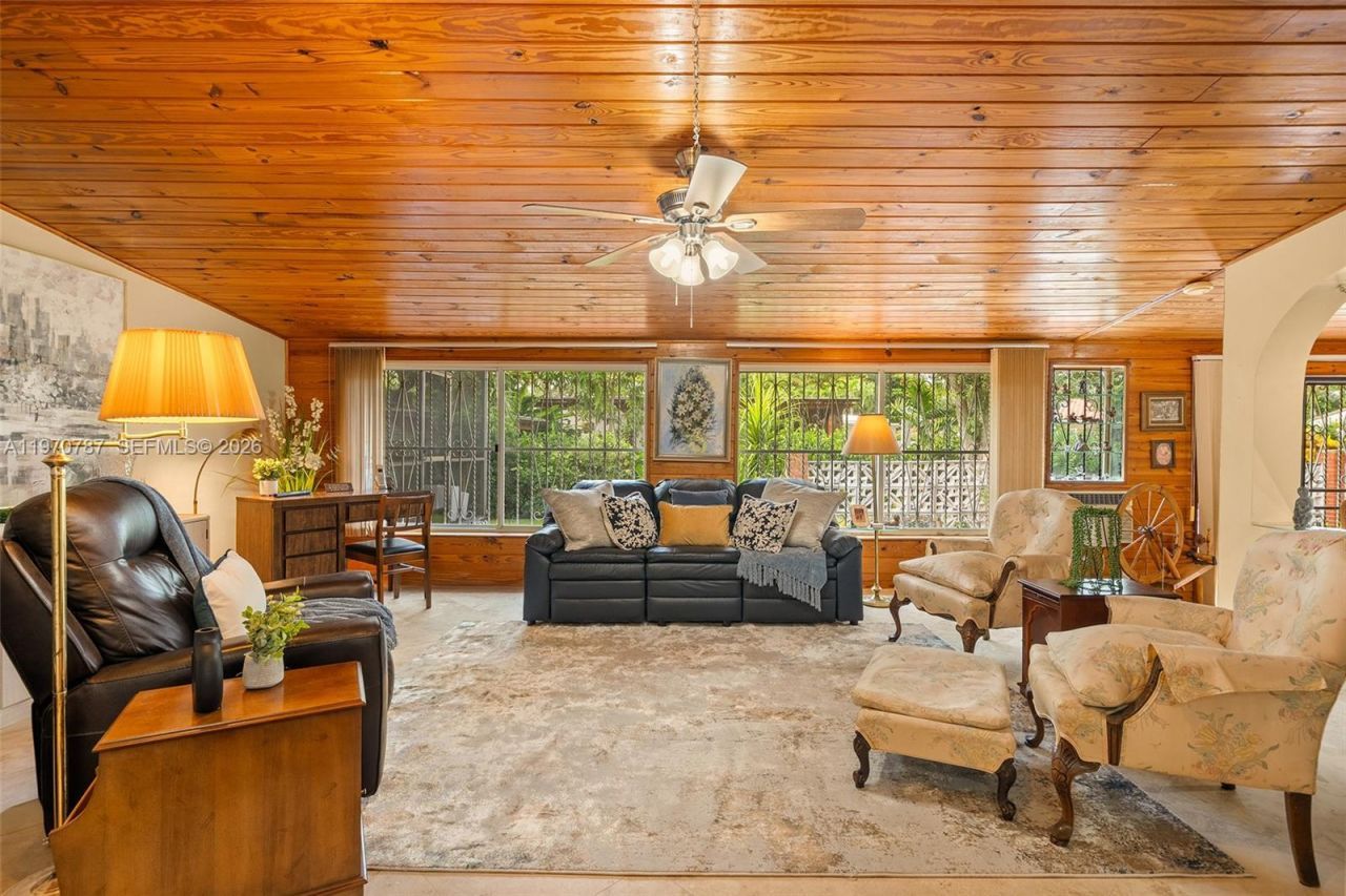 430 NE 52nd Ter , Miami, FL 33137 Photo