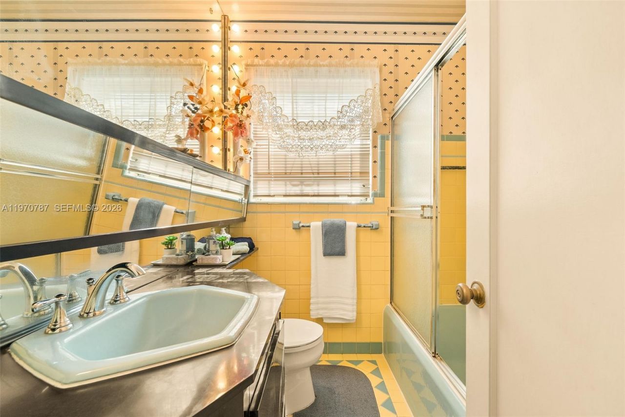 430 NE 52nd Ter , Miami, FL 33137 Photo