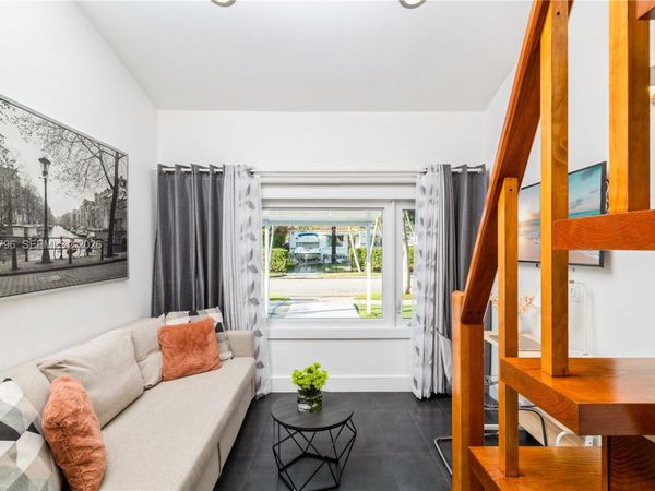 1880 SW 15th St , Unit 1, Miami, FL 33145