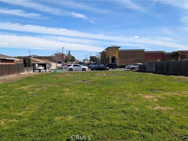 1114 Sierra, Madera, CA 93638