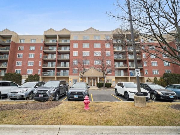 Unit 212, Skokie, IL 60076