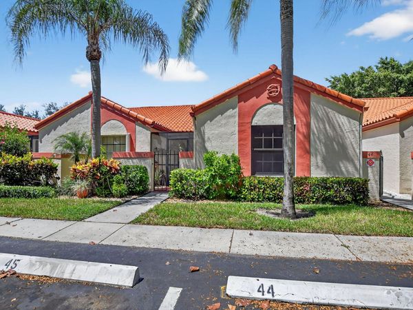 45 Centennial Court, Deerfield Beach, FL 33442