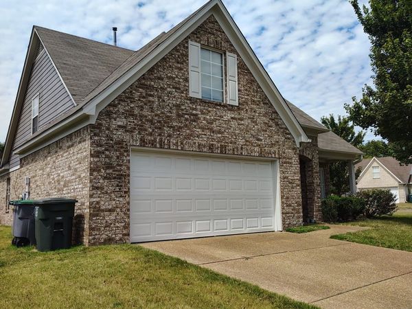 1165 E CORTONA CIR, Memphis, TN 38018