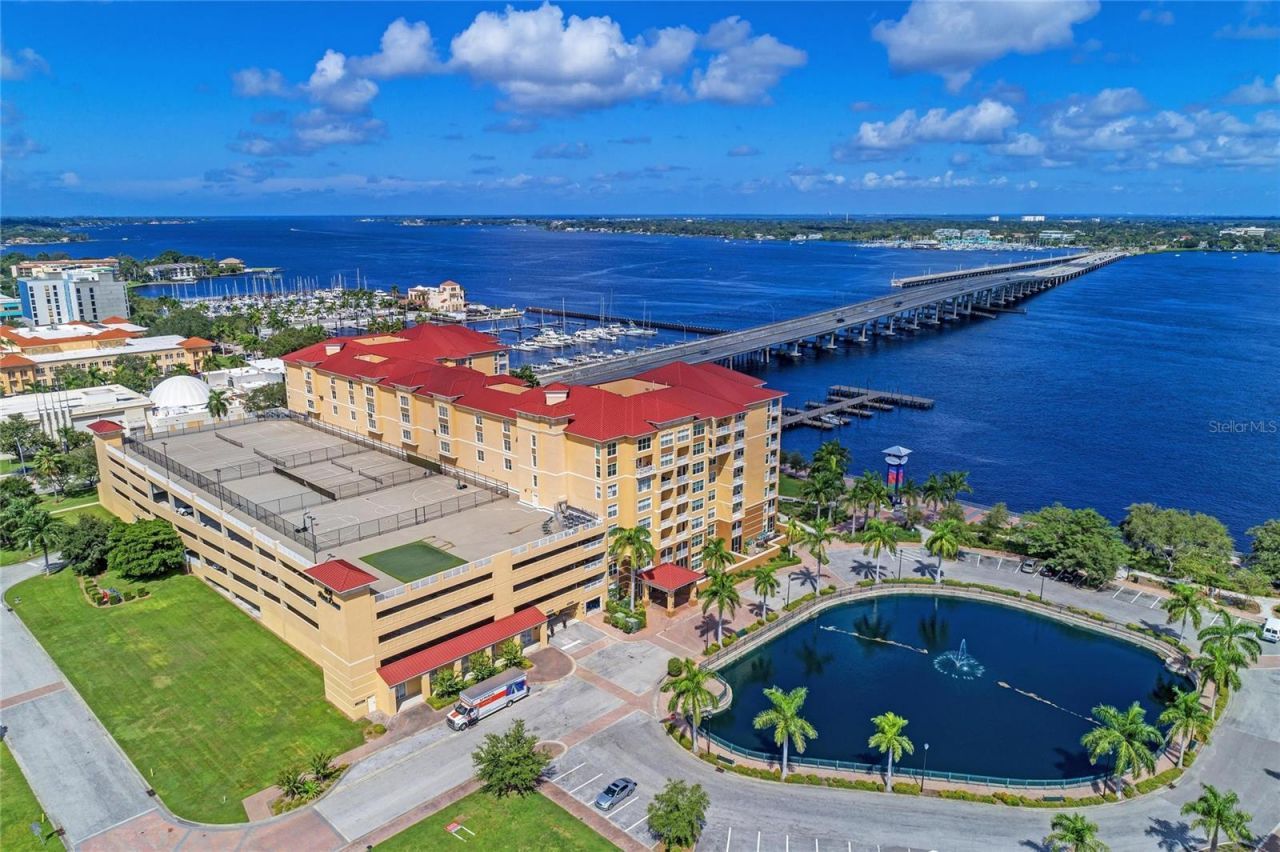 808 3rd Avenue W, Unit 209, Bradenton, FL 34205 Photo