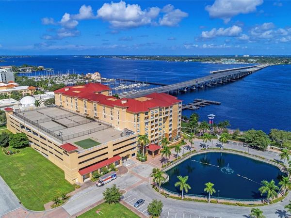 808 3RD AVENUE W, Unit 209, BRADENTON, FL 34205