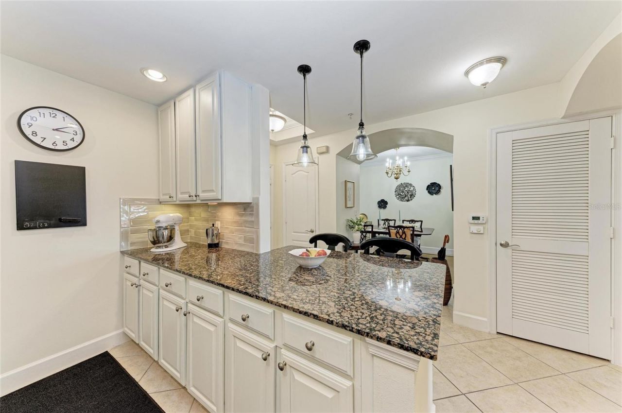 808 3rd Avenue W, Unit 209, Bradenton, FL 34205 Photo