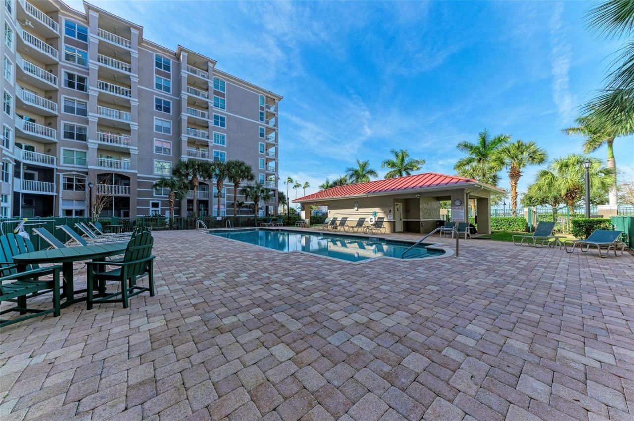 808 3rd Avenue W, Unit 209, Bradenton, FL 34205 Photo