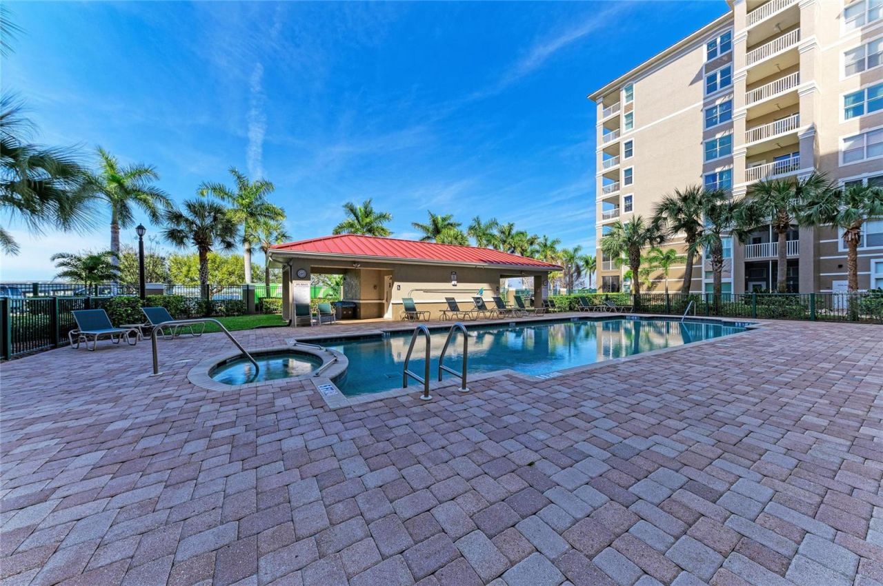 808 3rd Avenue W, Unit 209, Bradenton, FL 34205 Photo