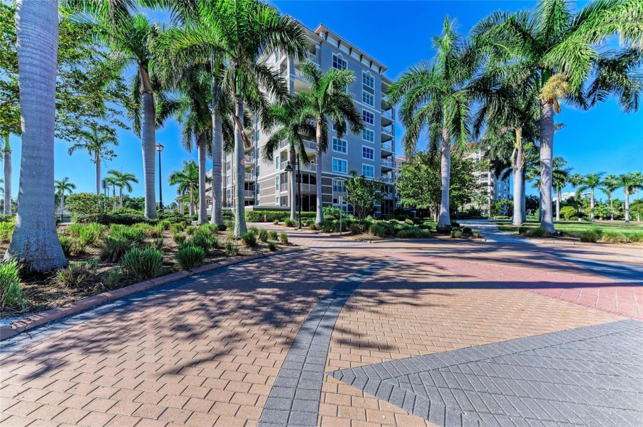 808 3rd Avenue W, Unit 209, Bradenton, FL 34205 Photo