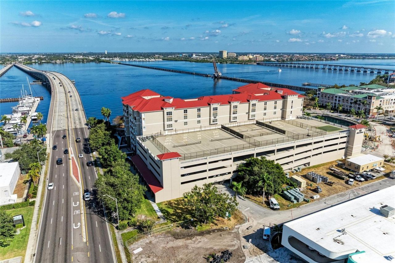 808 3rd Avenue W, Unit 209, Bradenton, FL 34205 Photo