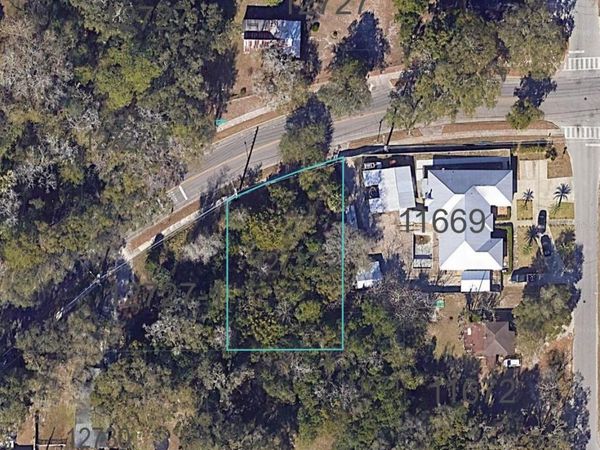 1237 SE 3RD AVENUE, GAINESVILLE, FL 32641