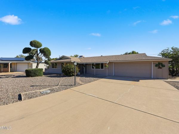 11601 N HACIENDA Drive, Sun City, AZ 85351