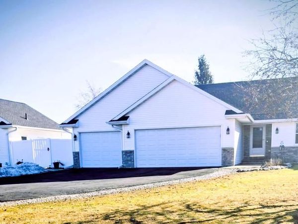 N3151 State Road 76, Hortonville, WI 54944