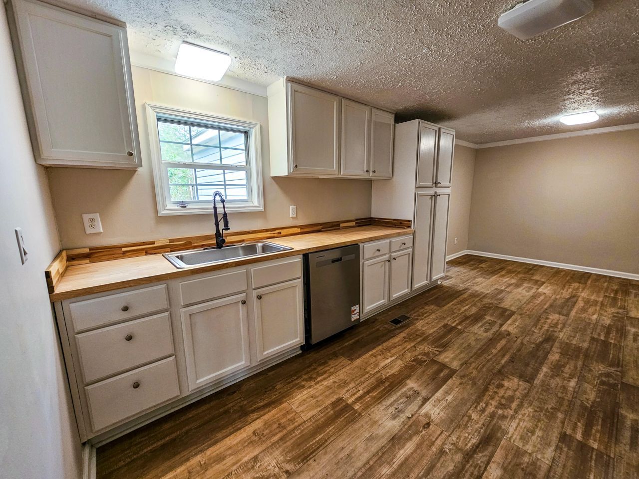 261 Field Creek Road Photo 10