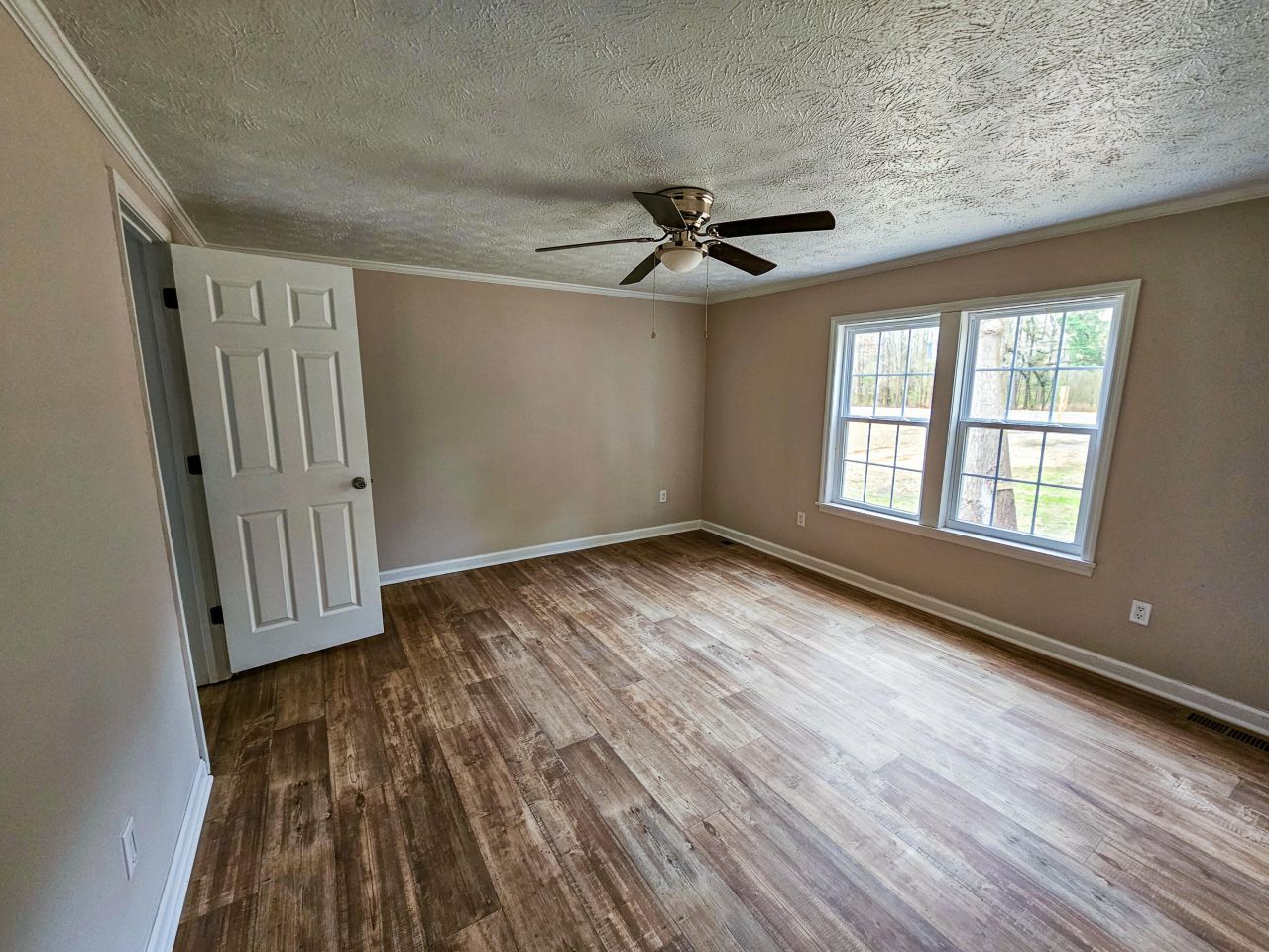 261 Field Creek Road Photo 12