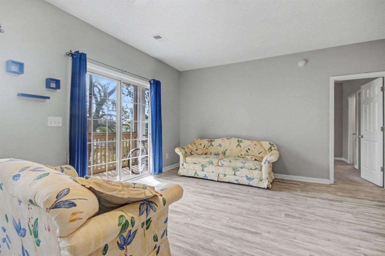 1058 Sea Mountain Hwy. Photo 17